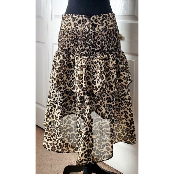 NEW Walter Baker Ruffle High-Low Skirt Back Zip Super Cute! MSRP: $168.00 Size 8 - Picture 4 of 8